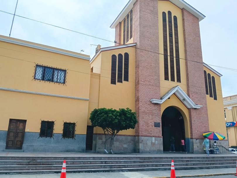 🚀 ¡INVIERTE EN EL CORAZÓN DE SAN VICENTE DE CAÑETE! 📍-13