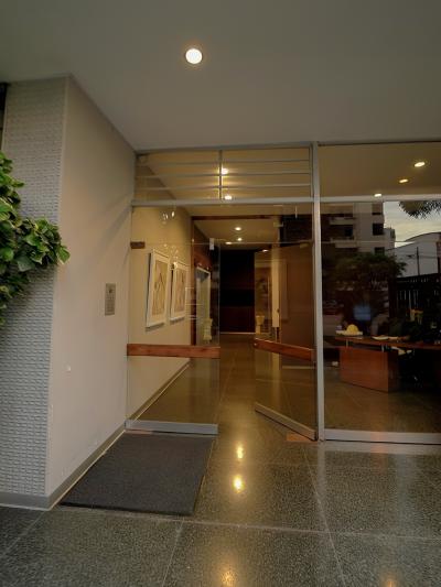 Se Vende Departamento en la Av. Angamos Oeste - Miraflores